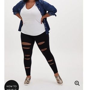New Torrid Premium Legging w/fishnet